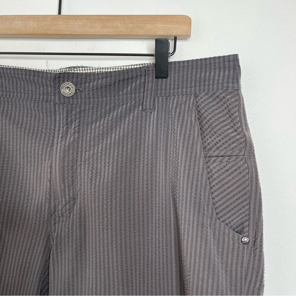 LULULEMON Men's Kahuna Seersucker Striped Golf Shorts Size 38 Outdoor - Picture 5 of 16